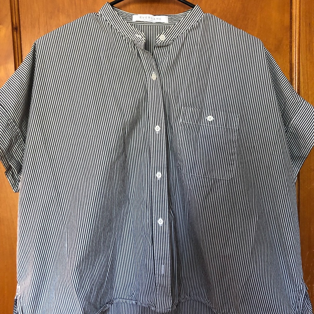 Everlane Boxy Short Sleeve Shirt